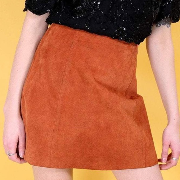 BRANDON THOMAS | Vintage Orange 100% Leather Skirt - Picture 2 of 6